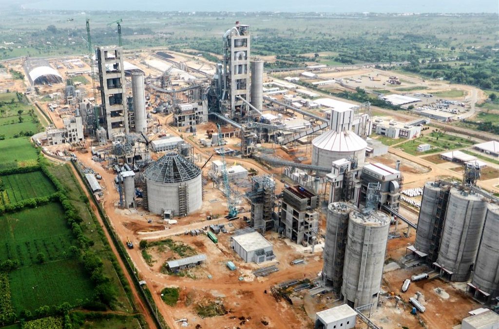 CEMENT PRODUCTION PLANT. 4,000 Tpd CEMENT PRODUCTION PLANT. TUBAN (INDONESIA)